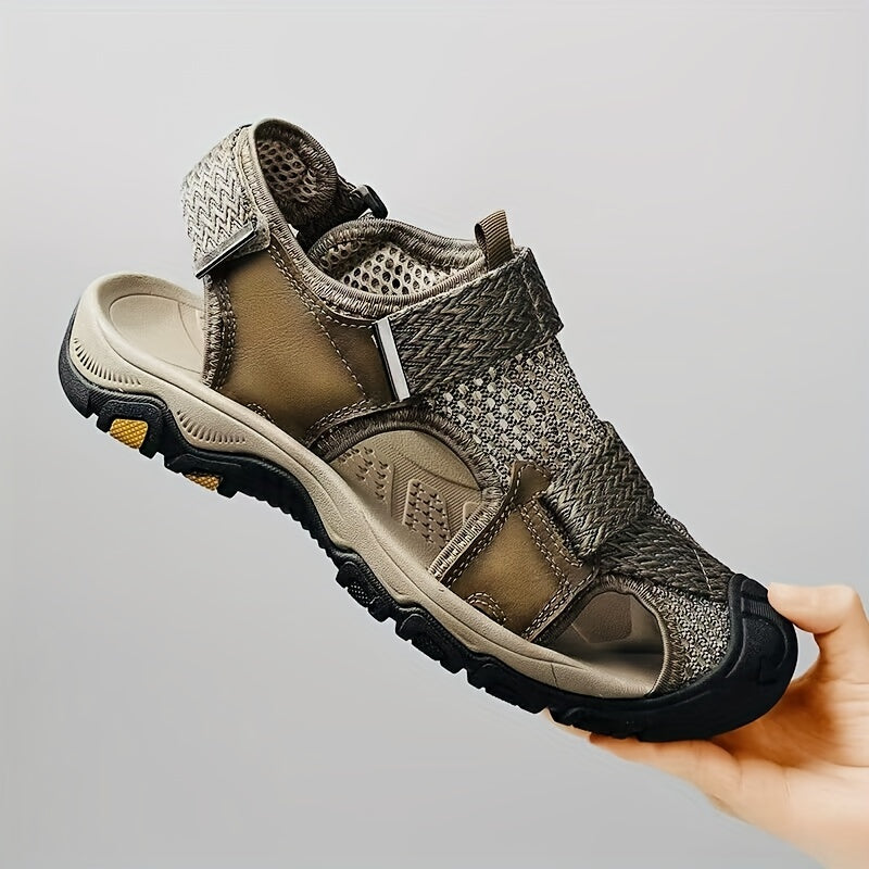 Men's Breathable Mesh Sandals Outdoor Beach Sandals