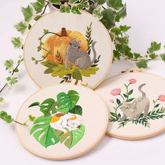 Kitten Embroidery Kit for Beginners - Includes Cloth, Hoop, Needles