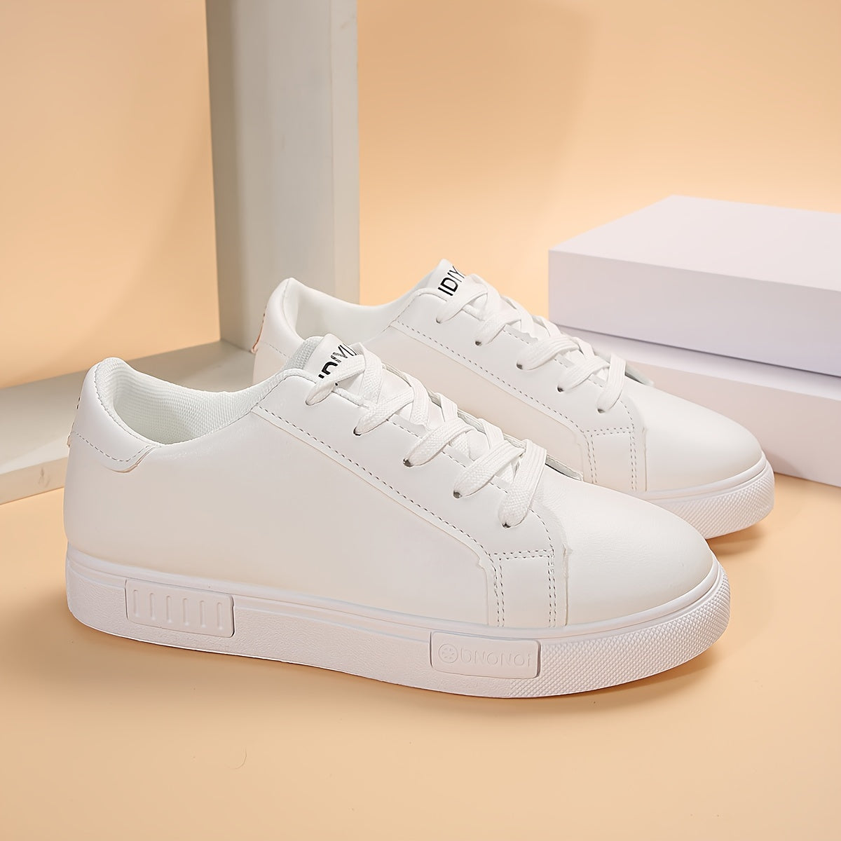 Women's Letter Graphic Low Skate Shoes Non slip Sports Sneakers