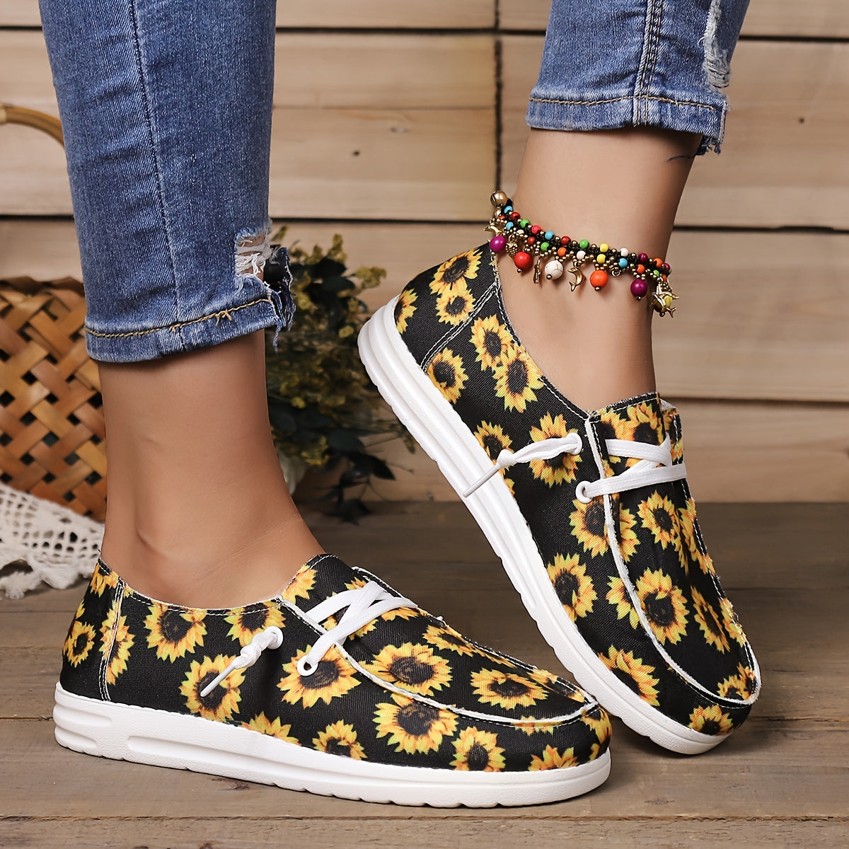 Women's Sunflower Print Canvas Shoes Casual Lace Up Low Top Shoes