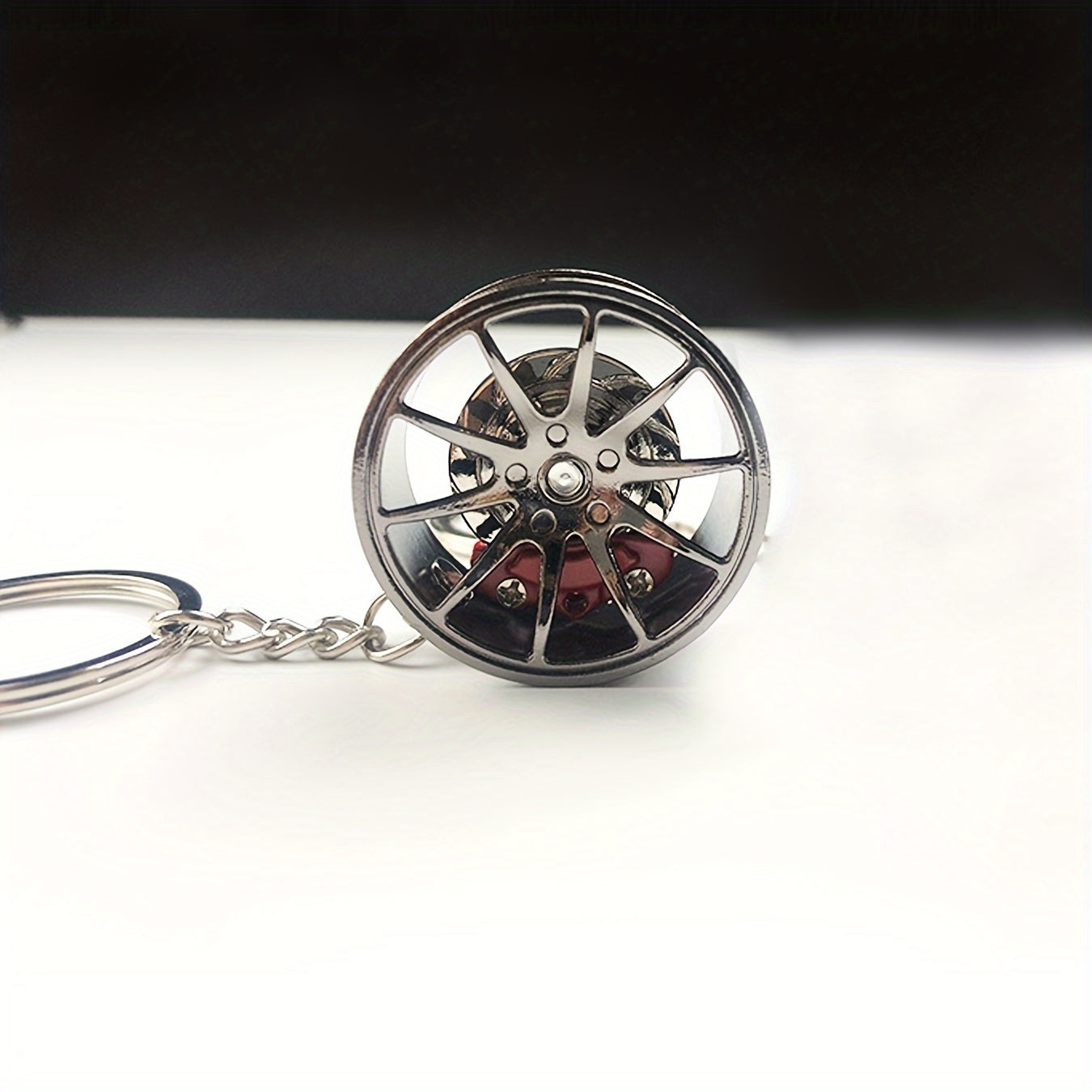 Metal Wheel Tire Keychain Pendant for Car Keys Backpacks Wallets