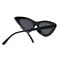 Chic Cat Eye Sunglasses in Black