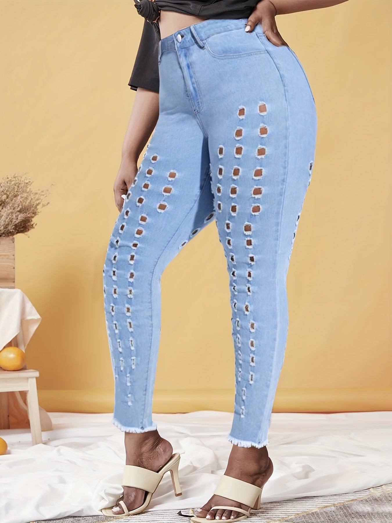 Plus Solid Button Fly High Rise Fringe Trim Skinny Jeans