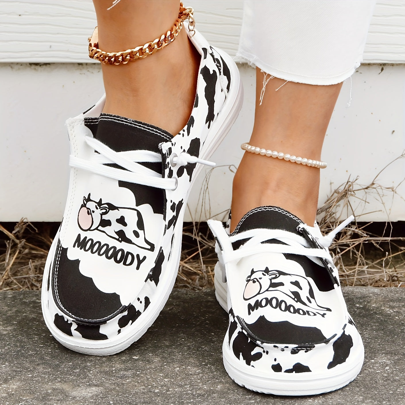 Women's Dairy Cow Pattern Flat Shoes Lightweight Soft Comfortable Walking Shoes