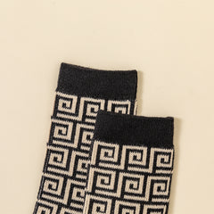 5 Pairs Knitted Women's Socks Mixed Colors