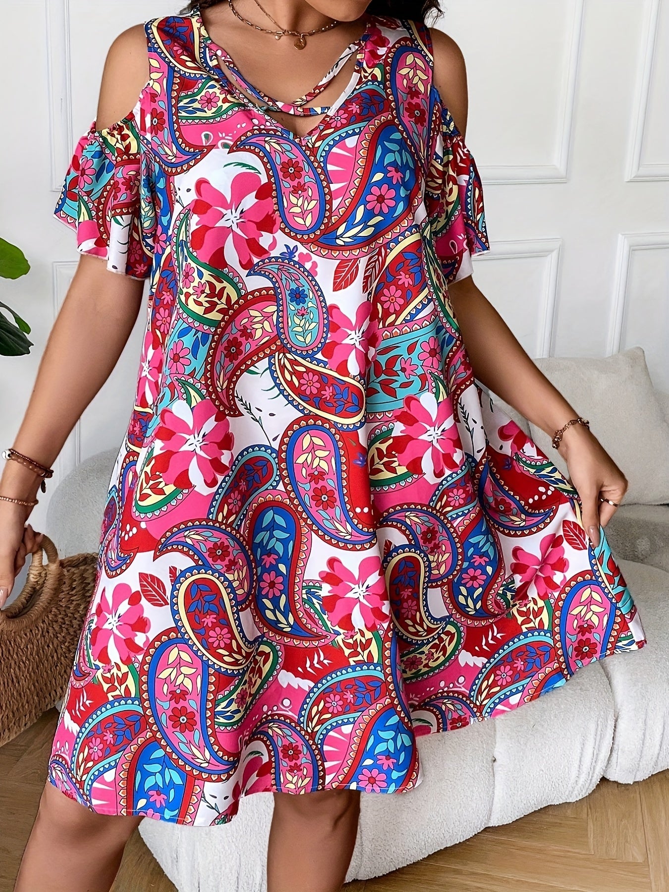 Paisley Print Cold Shoulder V Neck Dress