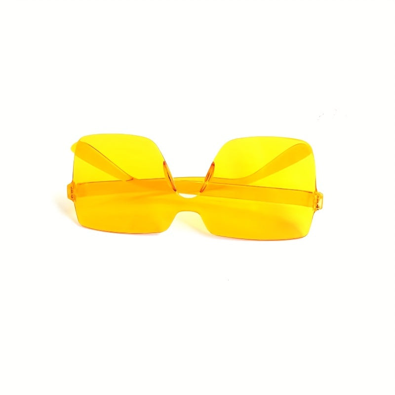 Fashionable Street Photography Square Sunglasses