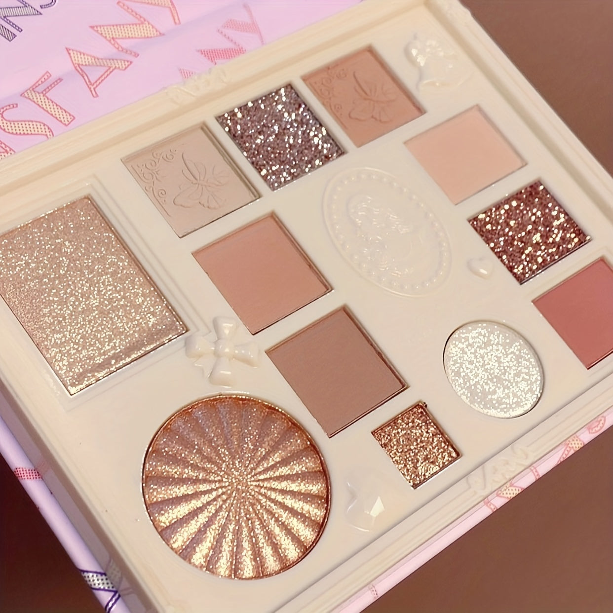 12-Color Highlighter & Eyeshadow Palette, Matte Pearly Finish