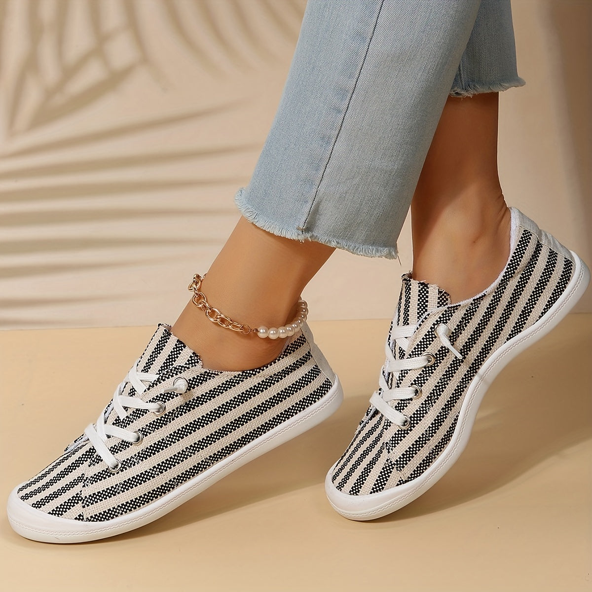 Women's Striped Canvas Shoes Casual Lace Up Outdoor Sneakers