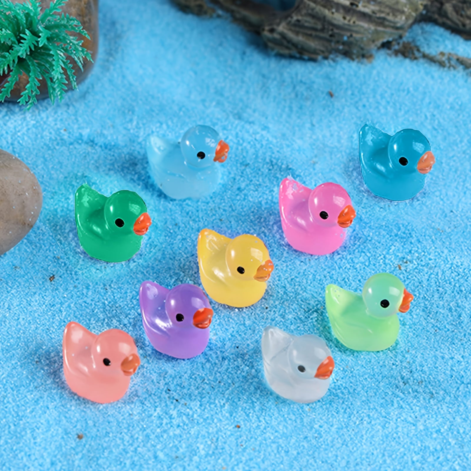 50pcs Mini Resin Ducks Glow In The Dark Luminous Colorful Duck