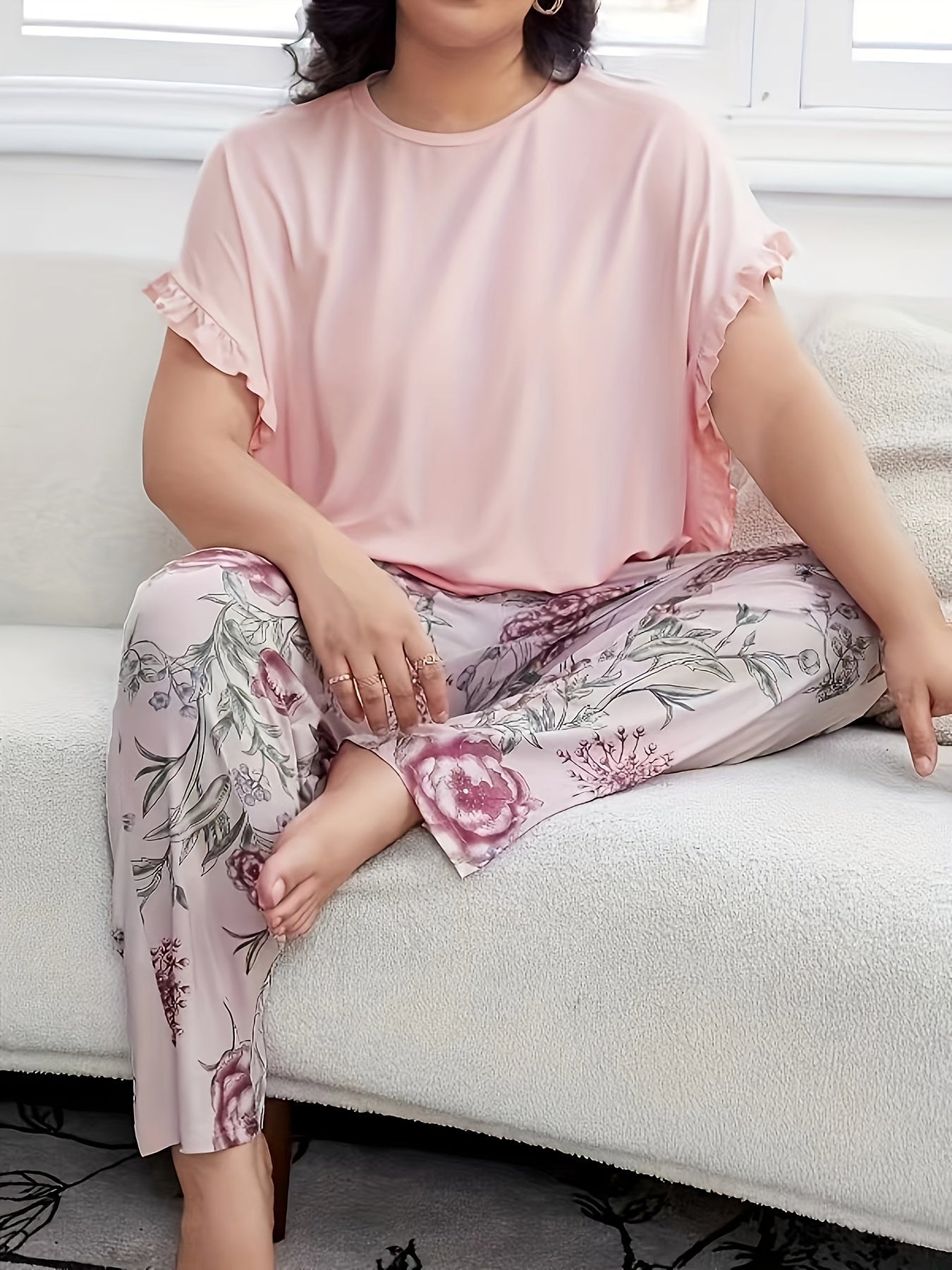 Pajama Set Short Sleeve Tee & Floral Print Pants Two Piece