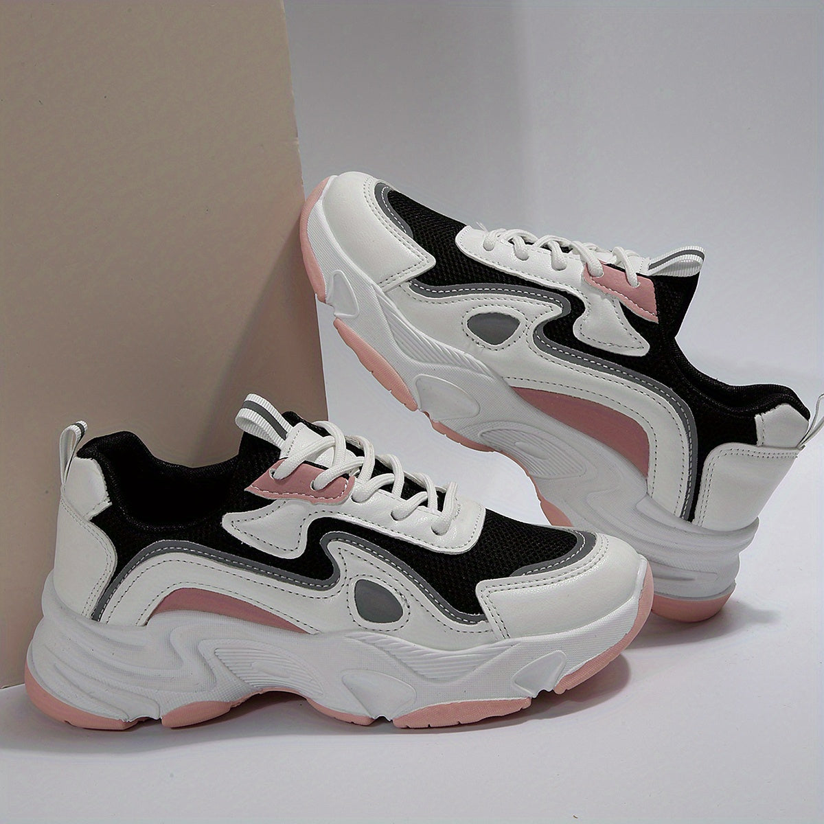 Women's Colorblock Chunky Sneakers Lace Up Running Shoes