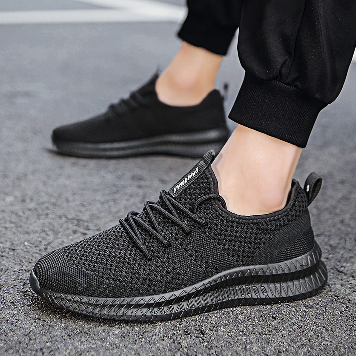 Men's Lightweight Running Shoes Outdoor Sneakers for Fitness Tennis
