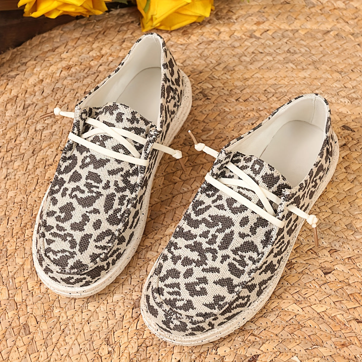 Leopard Pattern Skate Shoes, Lightweight Lace Up Canvas Shoes