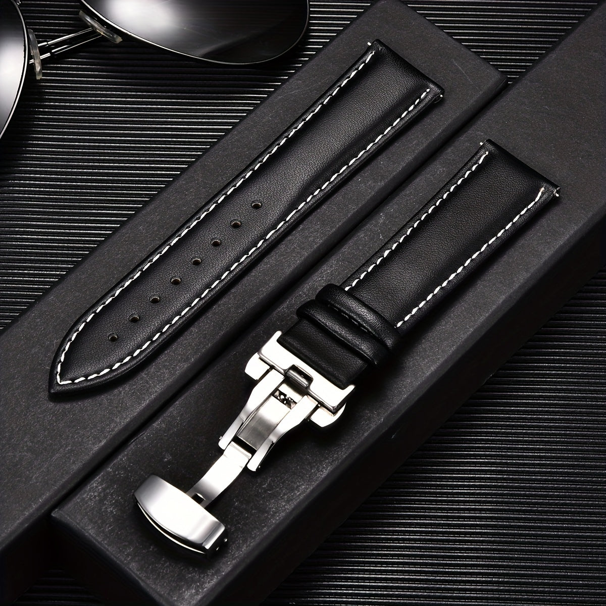 Double Press Solid Butterfly Buckle Leather Strap 18mm-24mm