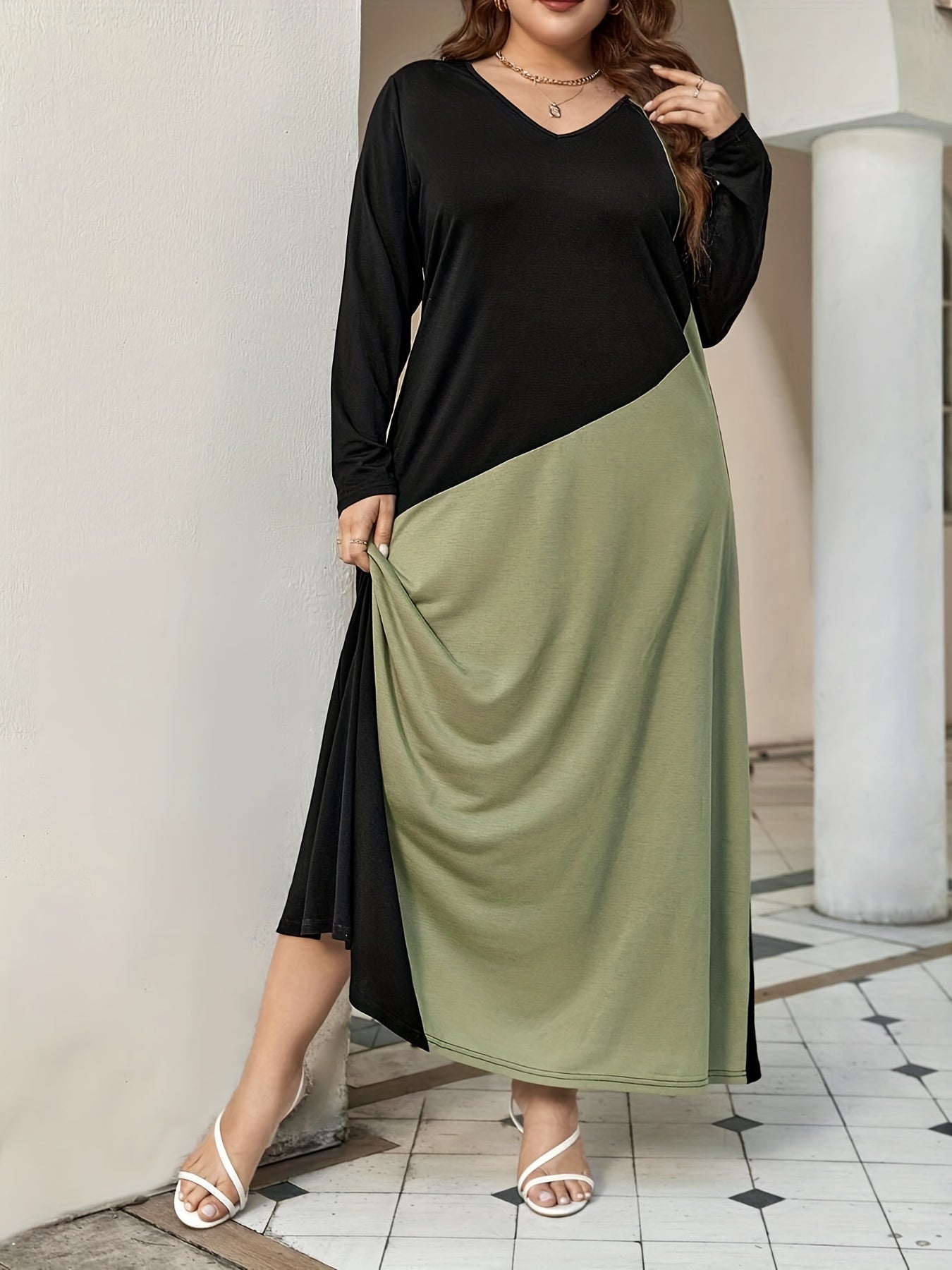 Colorblock V-Neck Maxi Dress