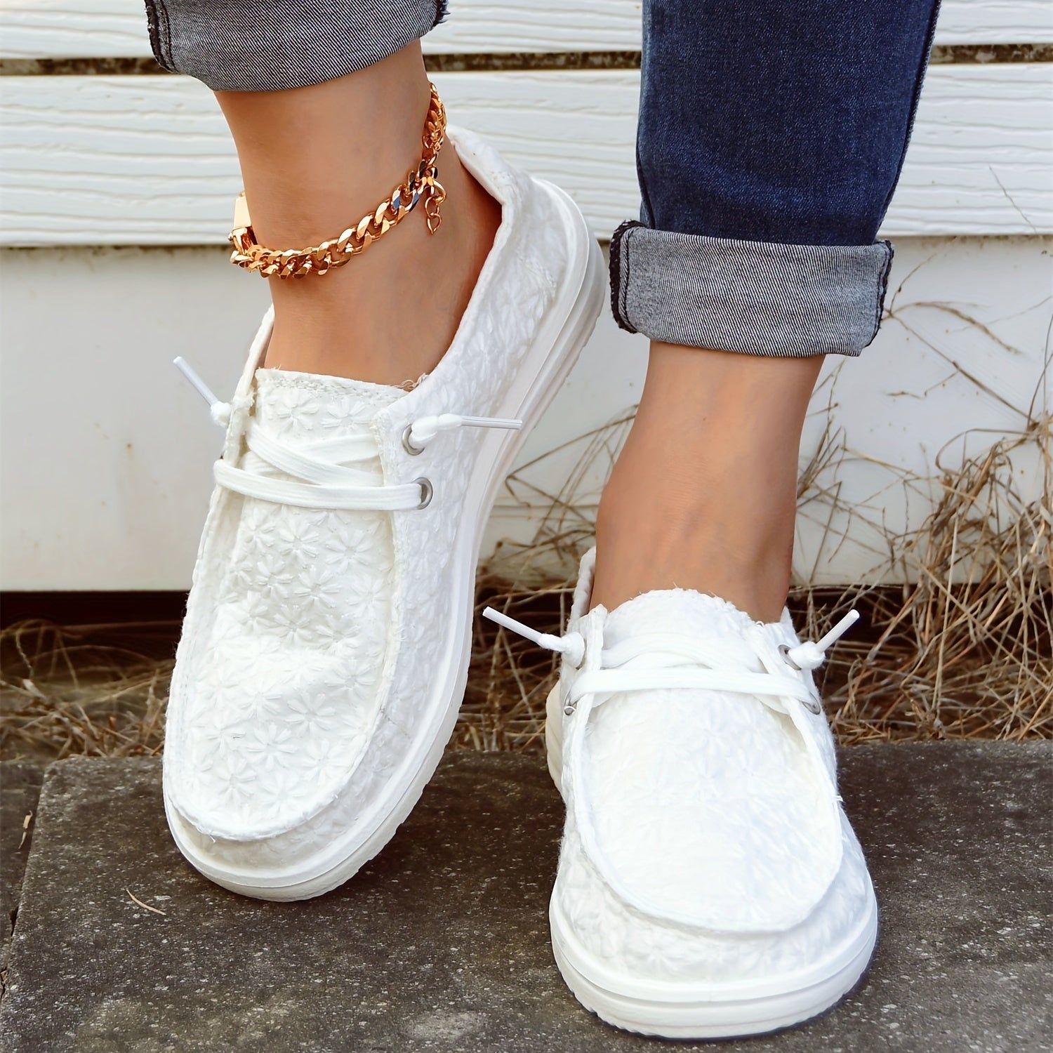 Women's Floral Print Canvas Shoes Low Top Lace Up Round Toe Casual Shoes
