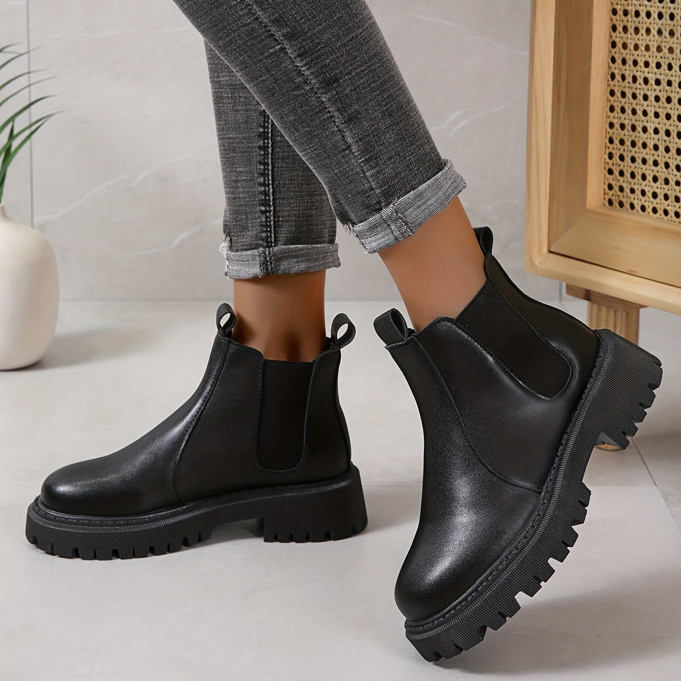 Stylish Chunky Heel Combat Boots with Stretch Fabric Sides