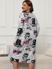 Newspaper Print Long Sleeve Round Neck Loose Nightdress