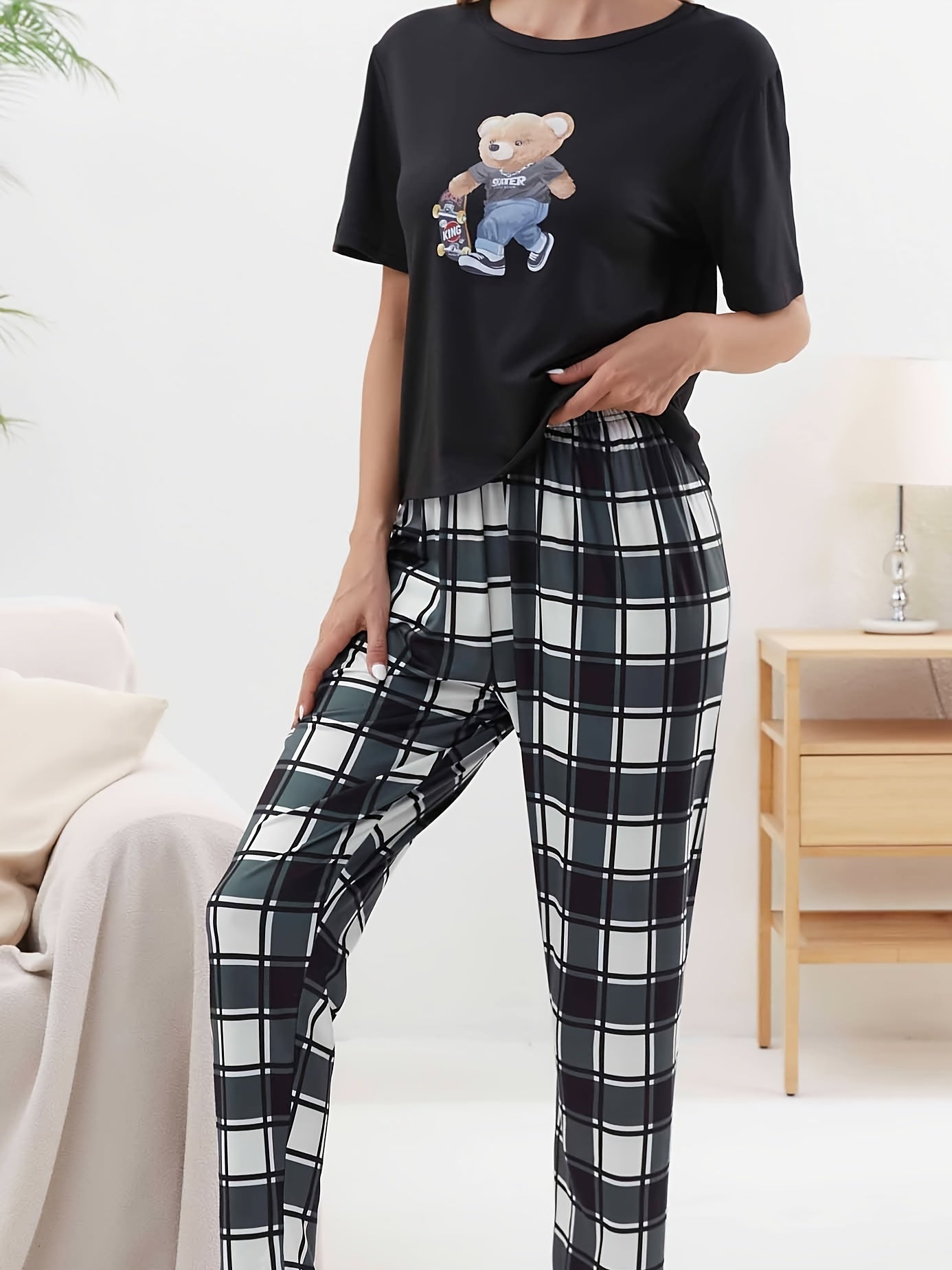 Bear Print Pajama Set Short Sleeve Crew Neck Top & Pants Women's Sleepwear