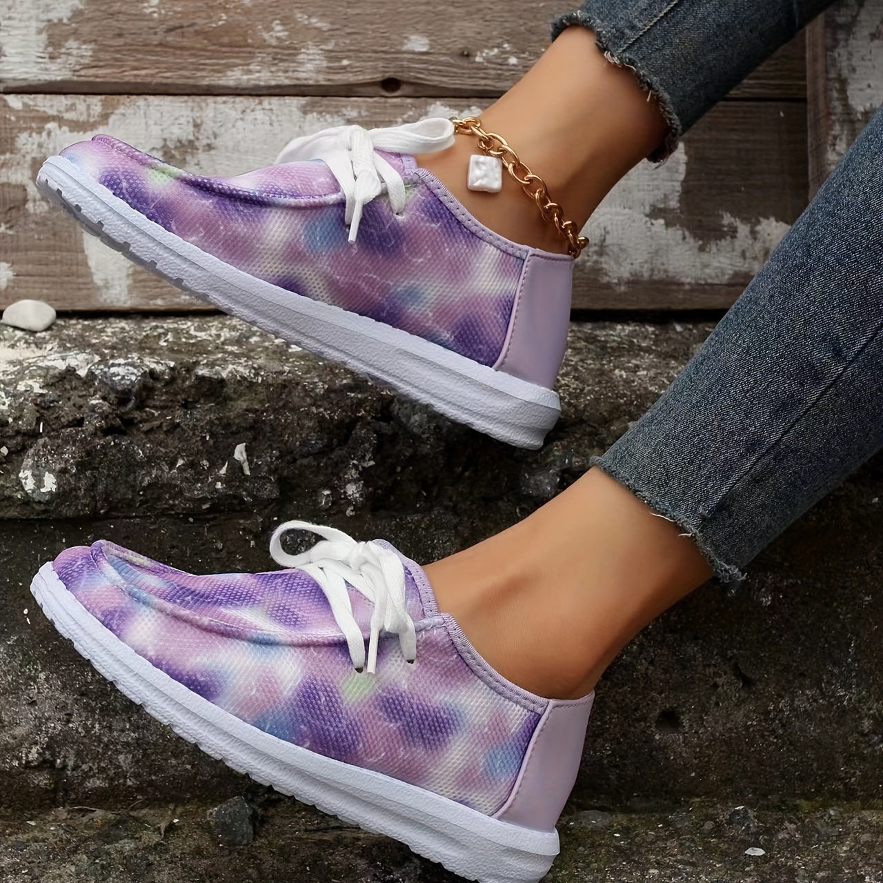 Women's Light Mesh Sneakers Lace Up Anti-Skid Shoes