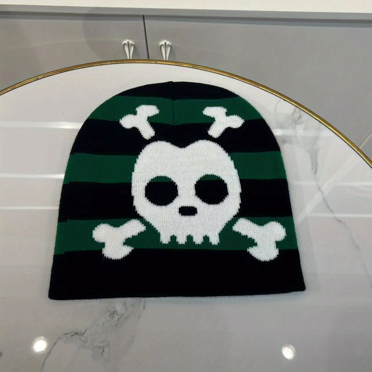 Fashionable Windproof Knit Beanie Hat With Skull Print