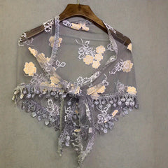 Vintage Lace Triangle Scarf Veil Flower Embroidery Mantilla Head Covering
