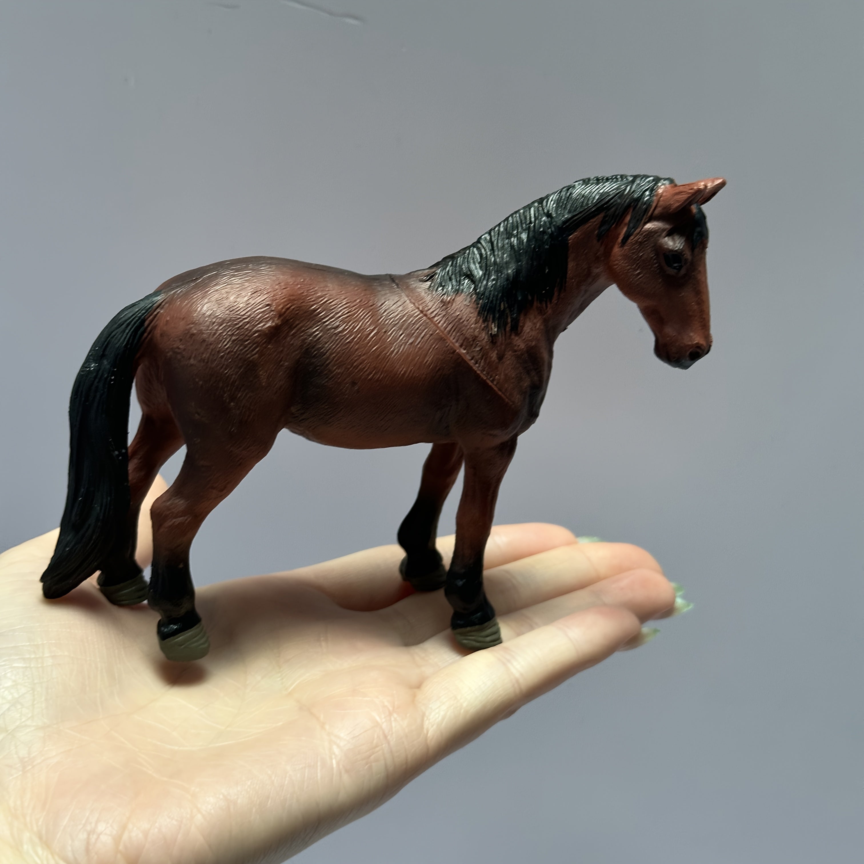 Simulated Ranch Horse Figurine Realistic Appearance Decoration