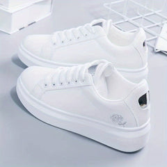 Floral Embroidered Skate Shoes Low Top Lace Up Breathable Platform Casual Shoes