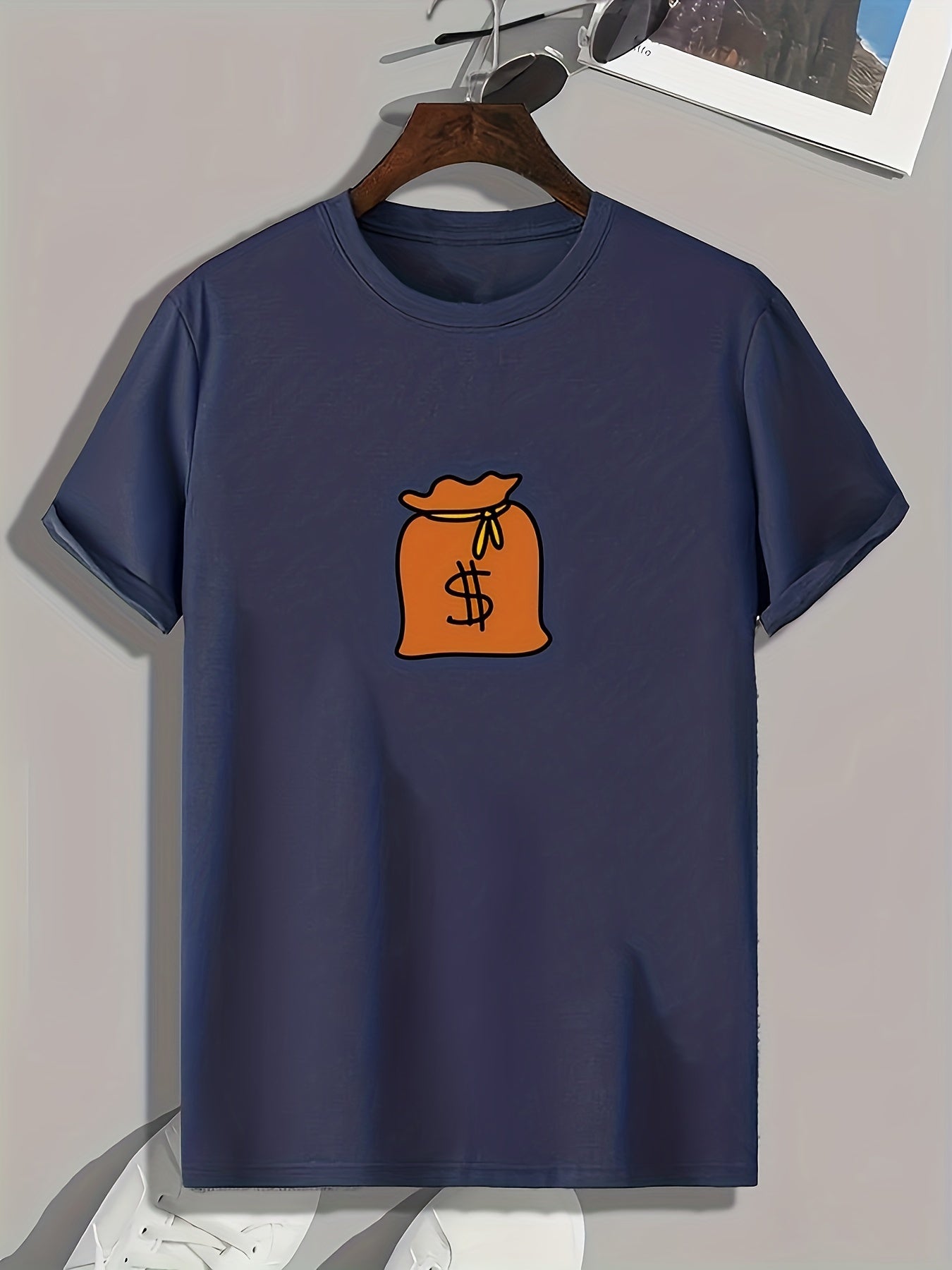 Money Bag Print Men's Graphic T shirt for Summer