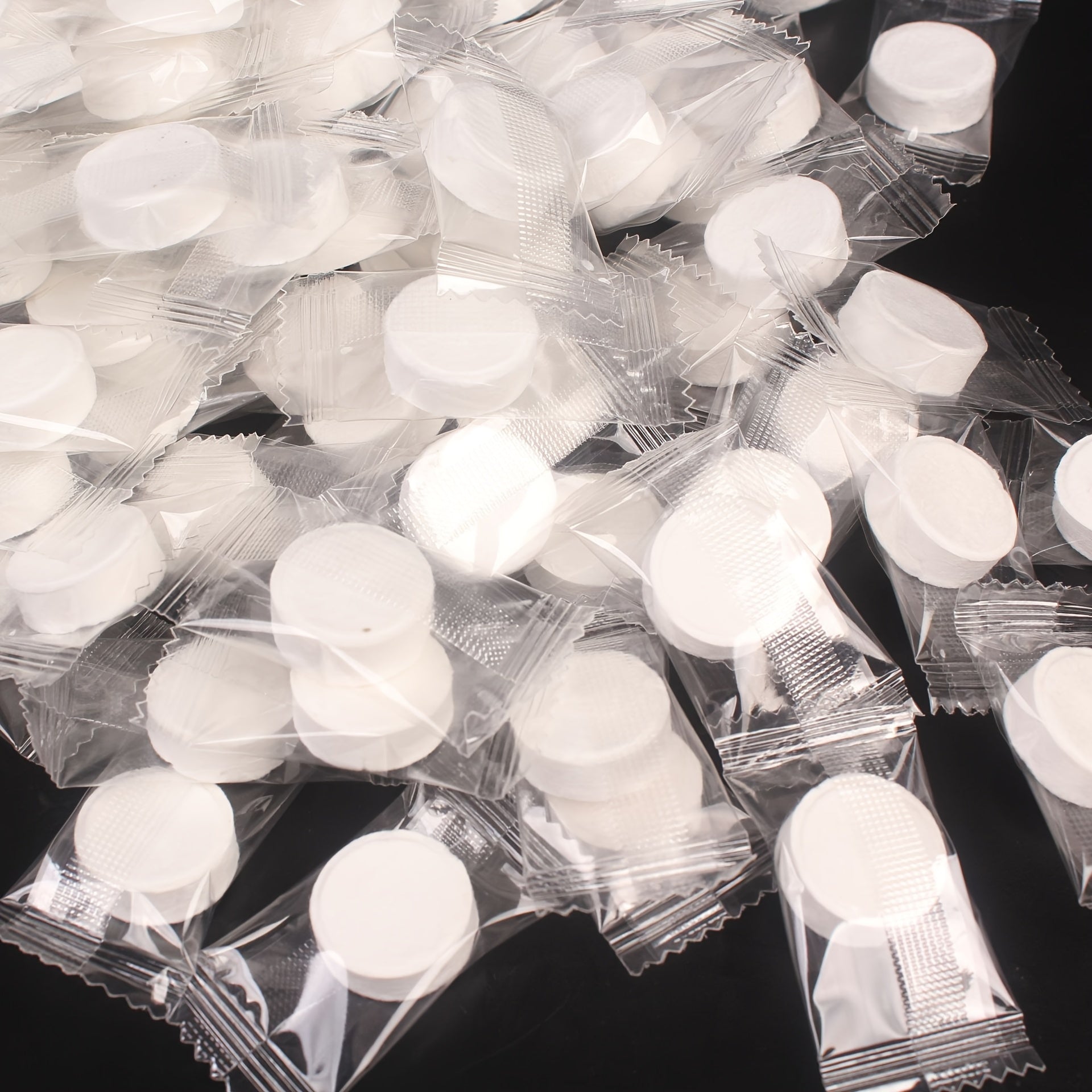 50pcs Disposable Compressed Towel Mini Portable Travel Face Towel