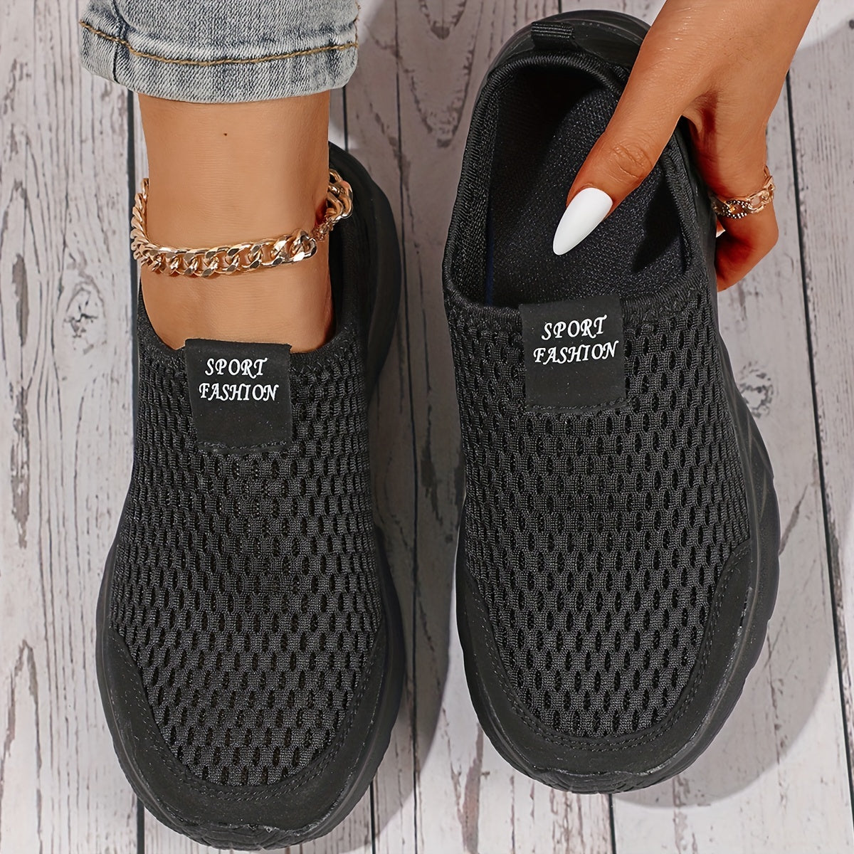 Women's Breathable Slip On Sneakers Lightweight Outdoor Shoes