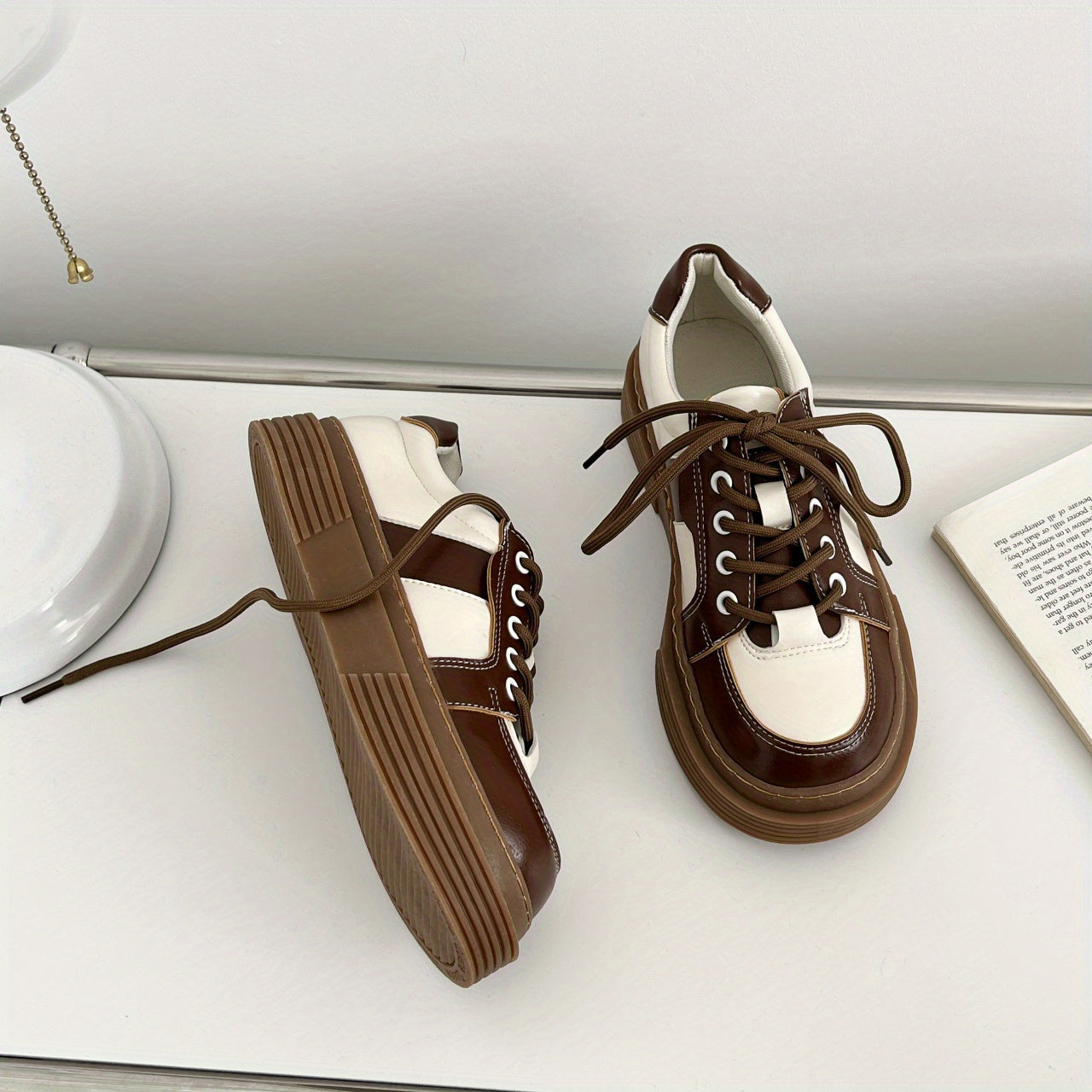 Women's Colorblock Lace-Up Platform Oxfords