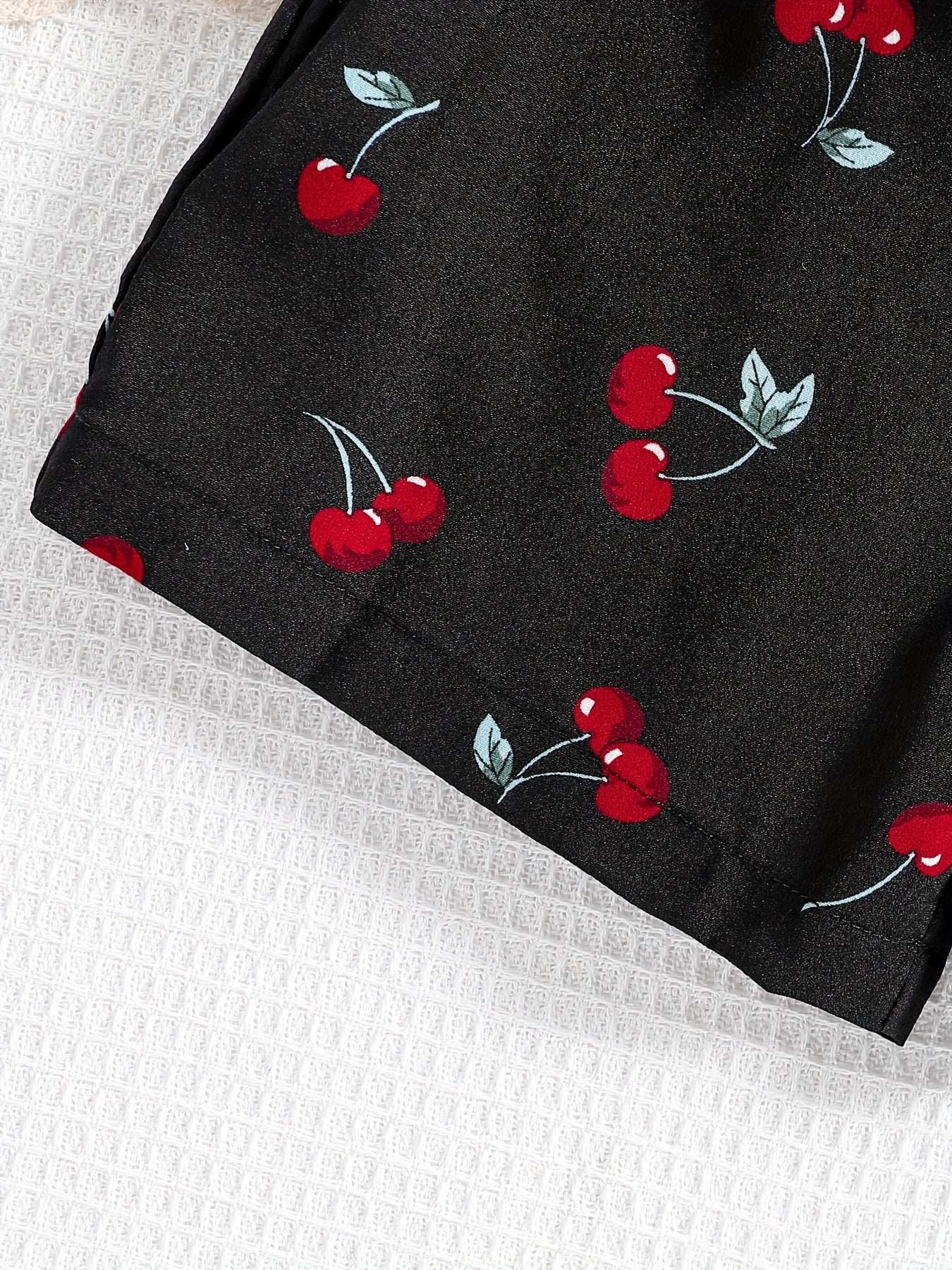 Girls Cherry Print Off Shoulder Camisoles & Elastic Waist Shorts Set