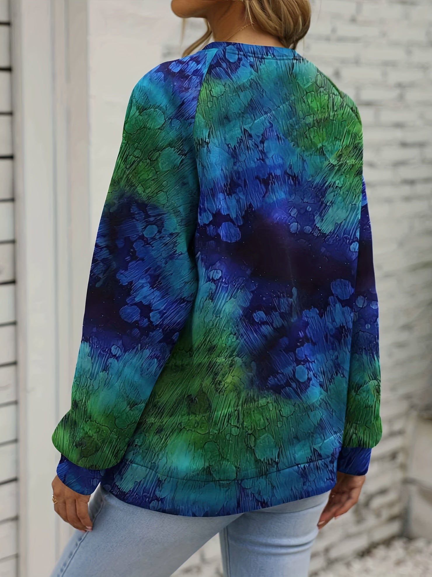 Butterfly Print Pullover Sweatshirt for Women
