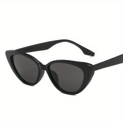 Cat Eye Shaped Men's Sunglasses for Street Photography