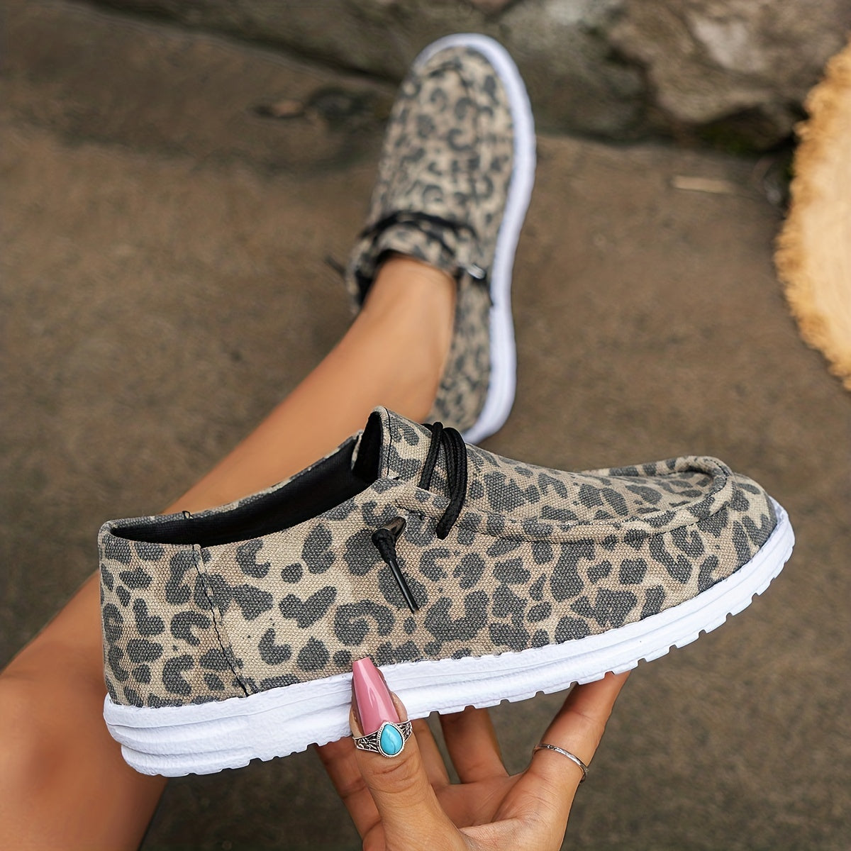 Leopard Print Canvas Lace Up Flat Shoes Lightweight Round Toe