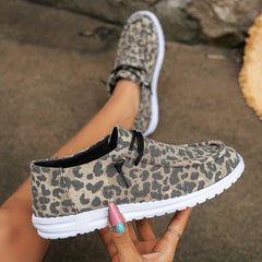 Leopard Print Canvas Lace Up Flat Shoes Lightweight Round Toe