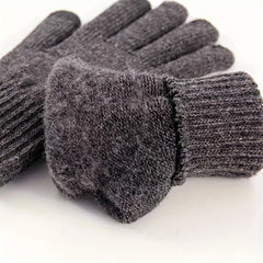 Men's Winter Touchscreen Knit Gloves for Outdoor Activities
