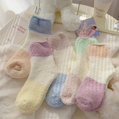 5 Pairs Colorblock Fuzzy Socks Women's Stockings