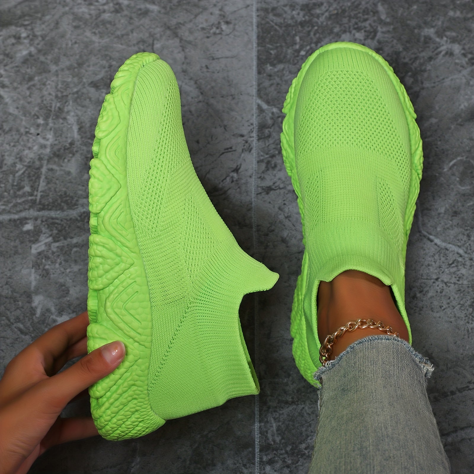 Women's Solid Mesh Breathable Walking Shoes Soft Running Shoes