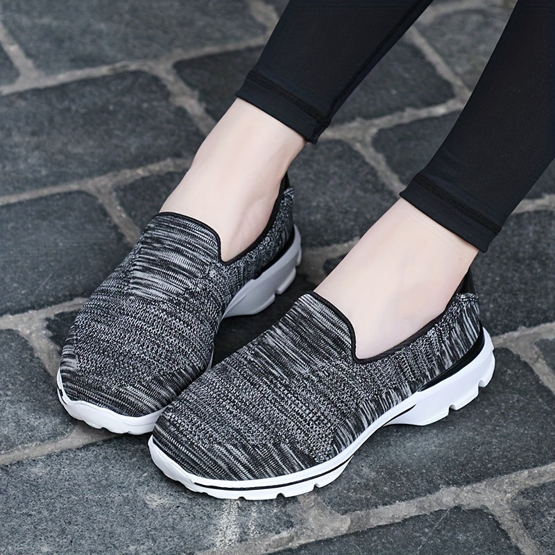 Women's Slip on Walking Shoes Anti slip Sporty Casual Sneakers
