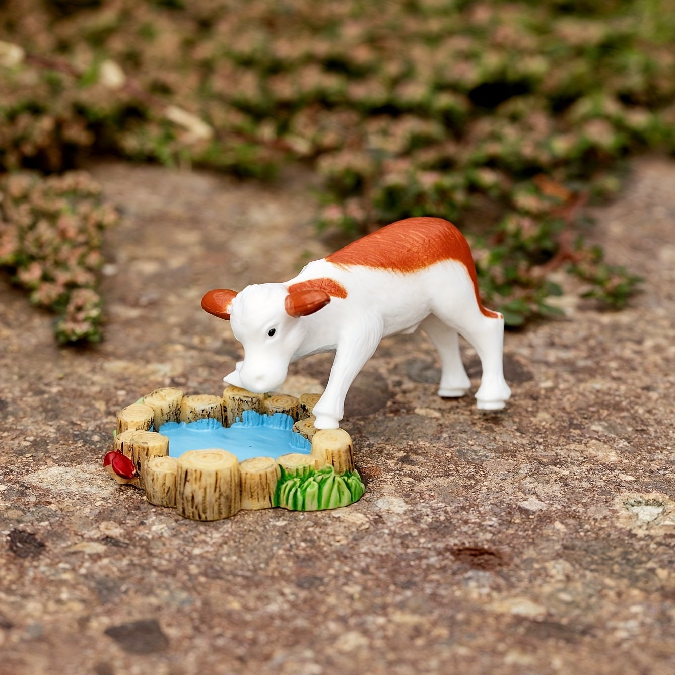 Cow Drinking Water Resin Crafts for Micro Landscape Decoration
