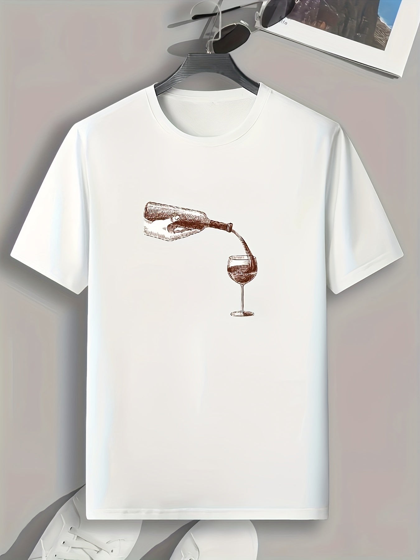 Wine & Cup Print Men's Comfy T shirt Active Breathable Tee