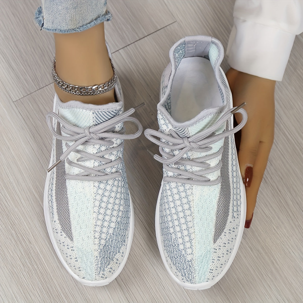 Women's Running Shoes Lace Up Sneakers Low Top Flat Non Slip Sport Shoes