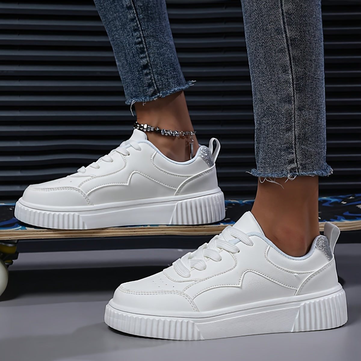 Women's Skate Shoes Lightweight Outdoor Sneakers Non Slip