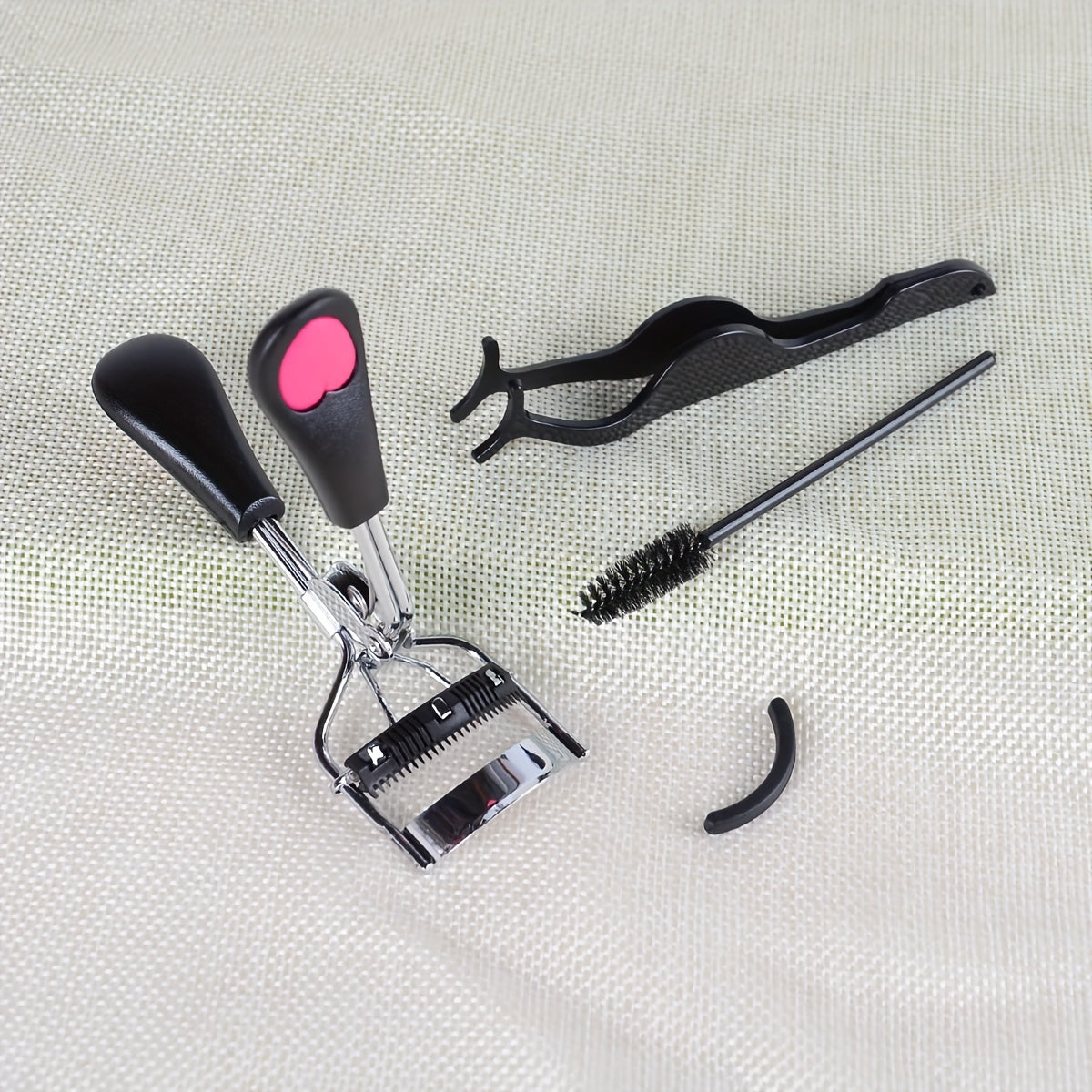 4pcs Eyelash Tools Set False Eyelash Applicator Eyebrow Brush Eyelash Curlers