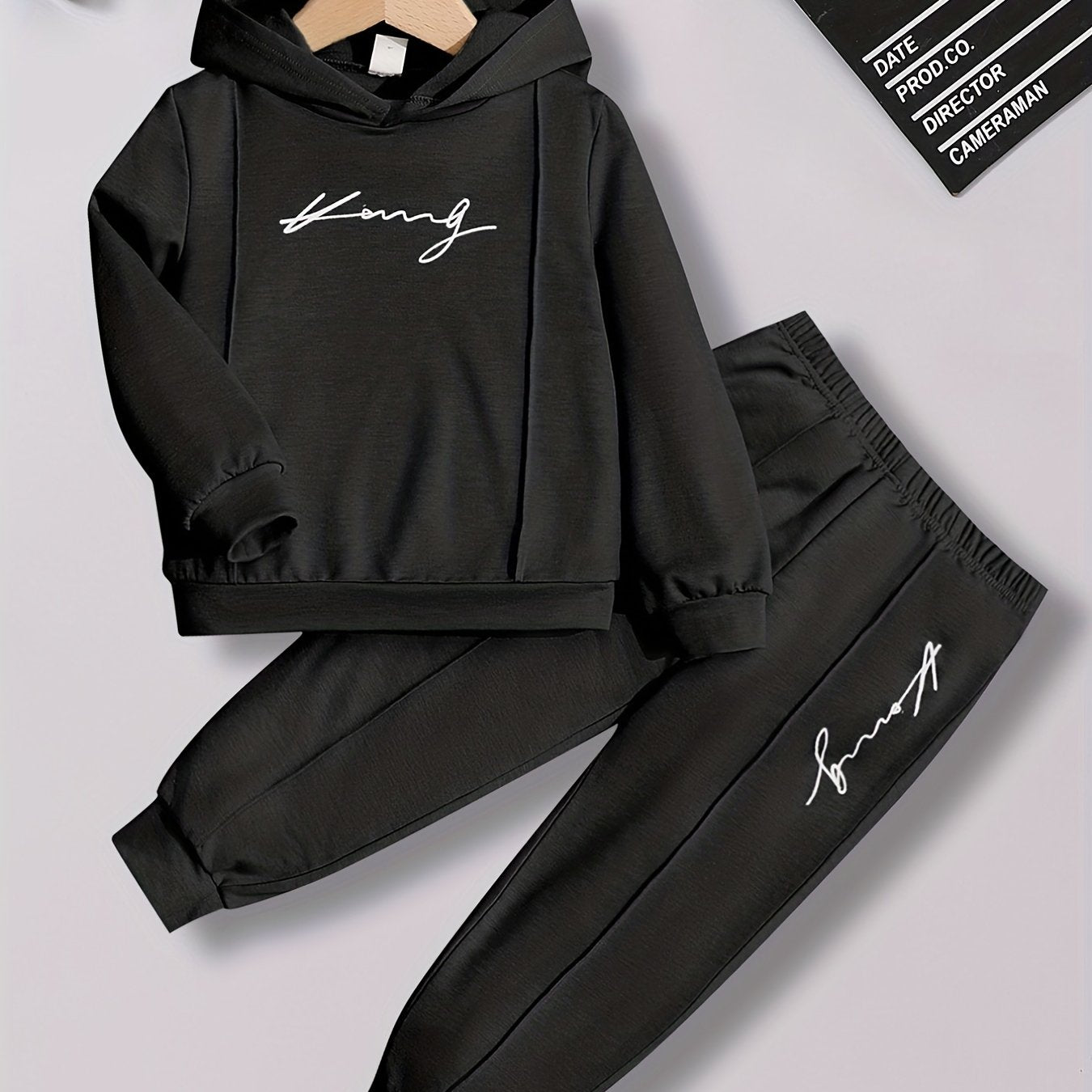 Boys 2pcs Hoodie Sweatshirt & Sweatpants Set Alphabet Print Solid Kids Clothes