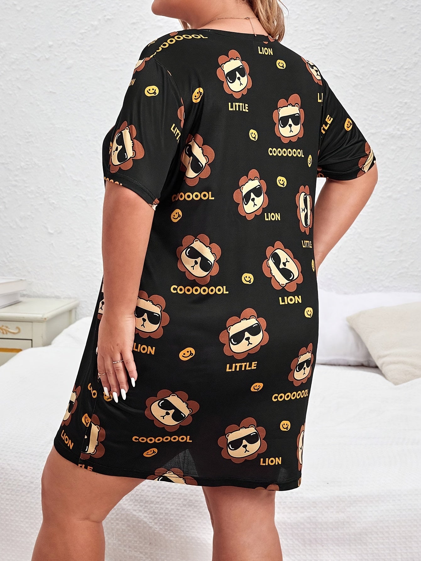 Plus Size Nightdress Cartoon Print Short Sleeve Round Neck Casual Sleep Dress