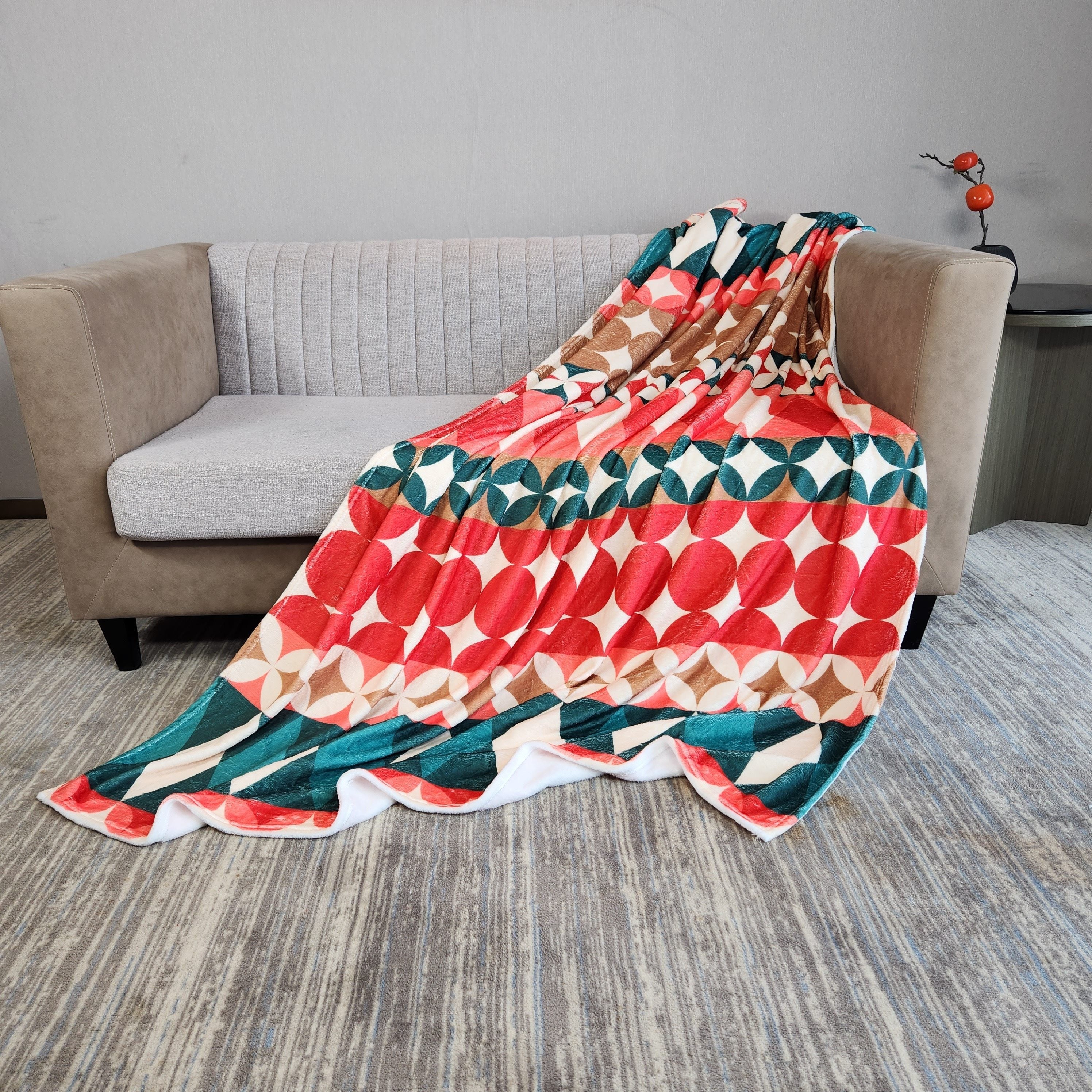Christmas Pattern Flannel Warm Blanket Soft & Comfortable for Office Sofa Nap